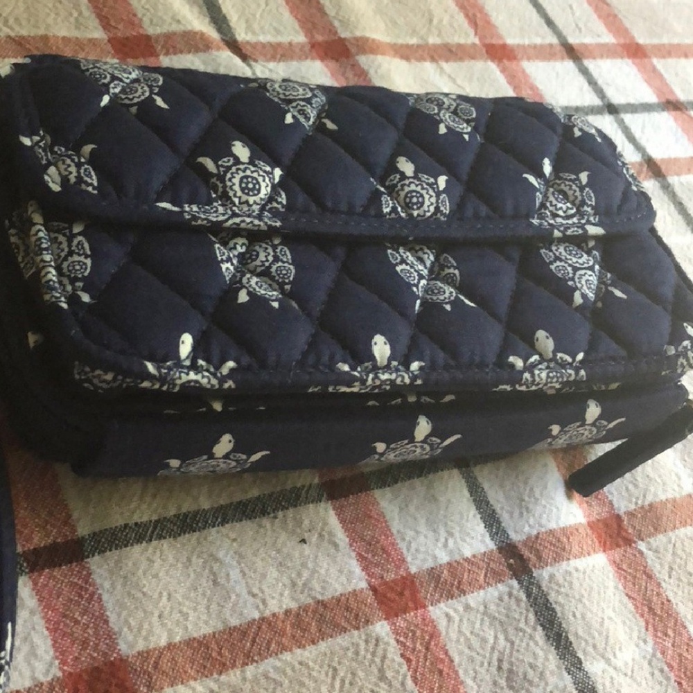 Vera Bradley Turtle crossbody wallet
